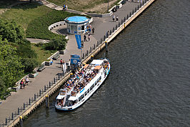 Bernhard Saalfeld - Spreeschifffahrt.jpg