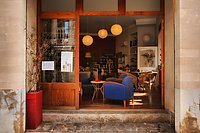 Bernhard Saalfeld - Cafe