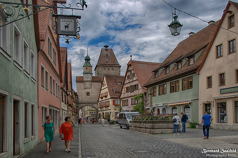 Bernhard Saalfeld - Roederbrunnen