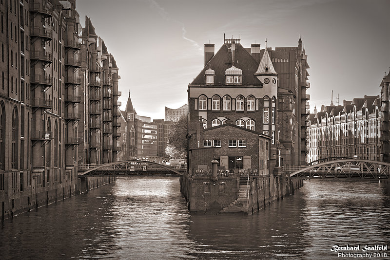 Bernhard Saalfeld - Wasserschloss