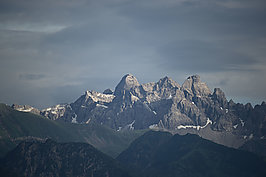 AllgaeuerBergwelt(5v9)_t.jpg